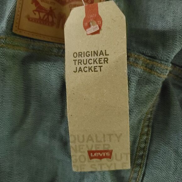 LEVI STRAUSS Women's NWT Original Trucker Crop Denim Jacket Sz S Blank Tab RARE - Picture 16 of 16
